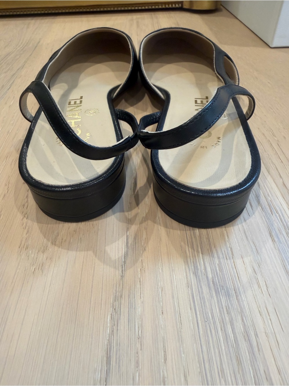 CHANEL Black Leather Slingback Flats - Picture 4 of 11